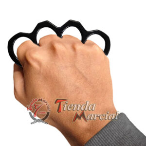 Manopla metálica para defensa personal