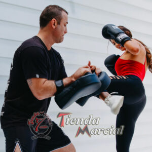 Thai Pad - Foco de entrenamiento para golpes y patadas