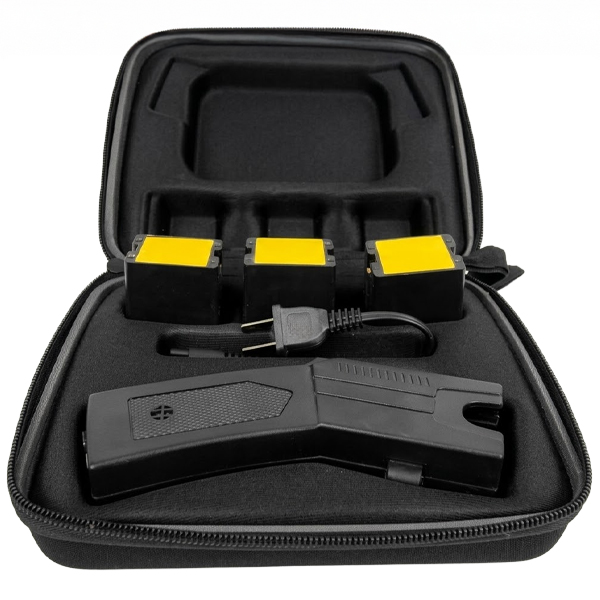 Taser de defensa personal 80KV con láser y 3 cartuchos. Disparo hasta 5 m, recargable y fácil de portar. Protección efectiva en situaciones de riesgo.