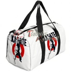 Maleta Karate blanca con gran capacidad para transportar uniforme y equipo de artes marciales. Fabricada en tela Oxford resistente, con correas reforzadas y diseño marcial ideal para entrenamiento o gimnasio.
