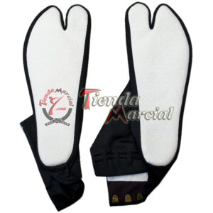 Ninja Tabi de interior importados de Japón. Ideales para ninjutsu, kenjutsu y aikido. Calzado tradicional para dojo, kimono, geta o zōri.