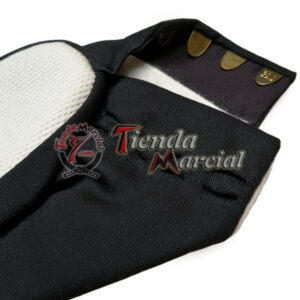 Ninja Tabi de interior importados de Japón. Ideales para ninjutsu, kenjutsu y aikido. Calzado tradicional para dojo, kimono, geta o zōri.
