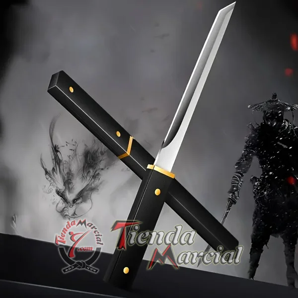 Espada Shirasaya cortapapel negra en escena decorativa con ambientación samurai