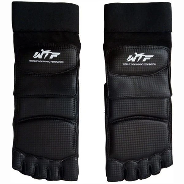 Protector de pies y empeine para Taekwondo negro, vista frontal del par