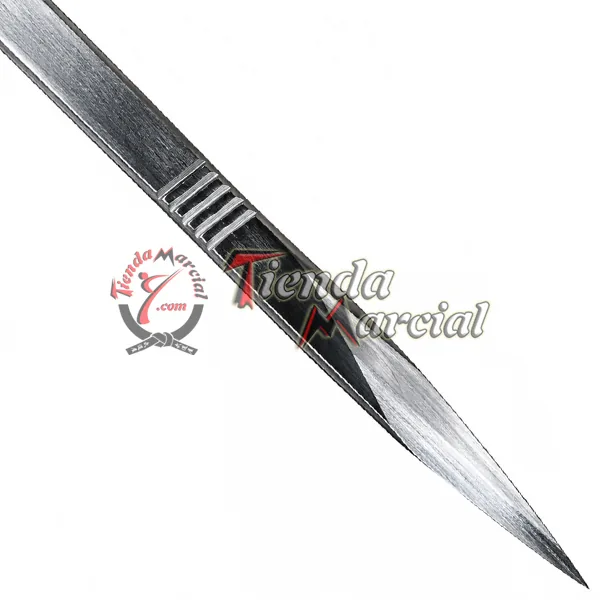Bō-shuriken Sarutobi - detalle de la punta y las ranuras de agarre