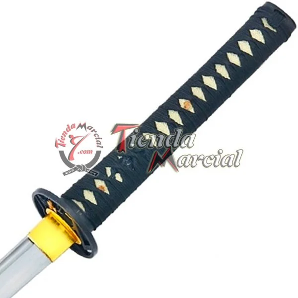 Katana Go Shichi no Kiri, tsuka con ito negro sobre imitación de piel de raya, tsuba negra y habaki de latón