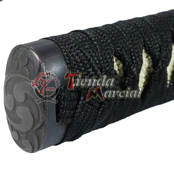 Katana Go Mitsu Tomoe, kashira de acero negro mate con el símbolo Tomoe en relieve