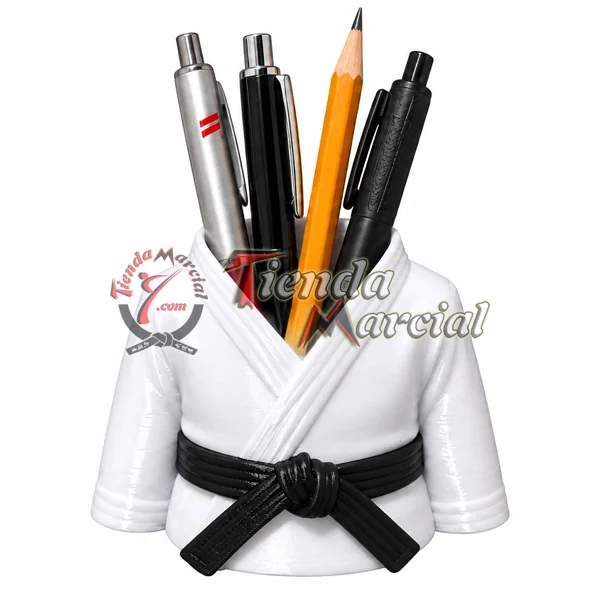 Portalápices de karate personalizado con cinturón negro y lapiceros